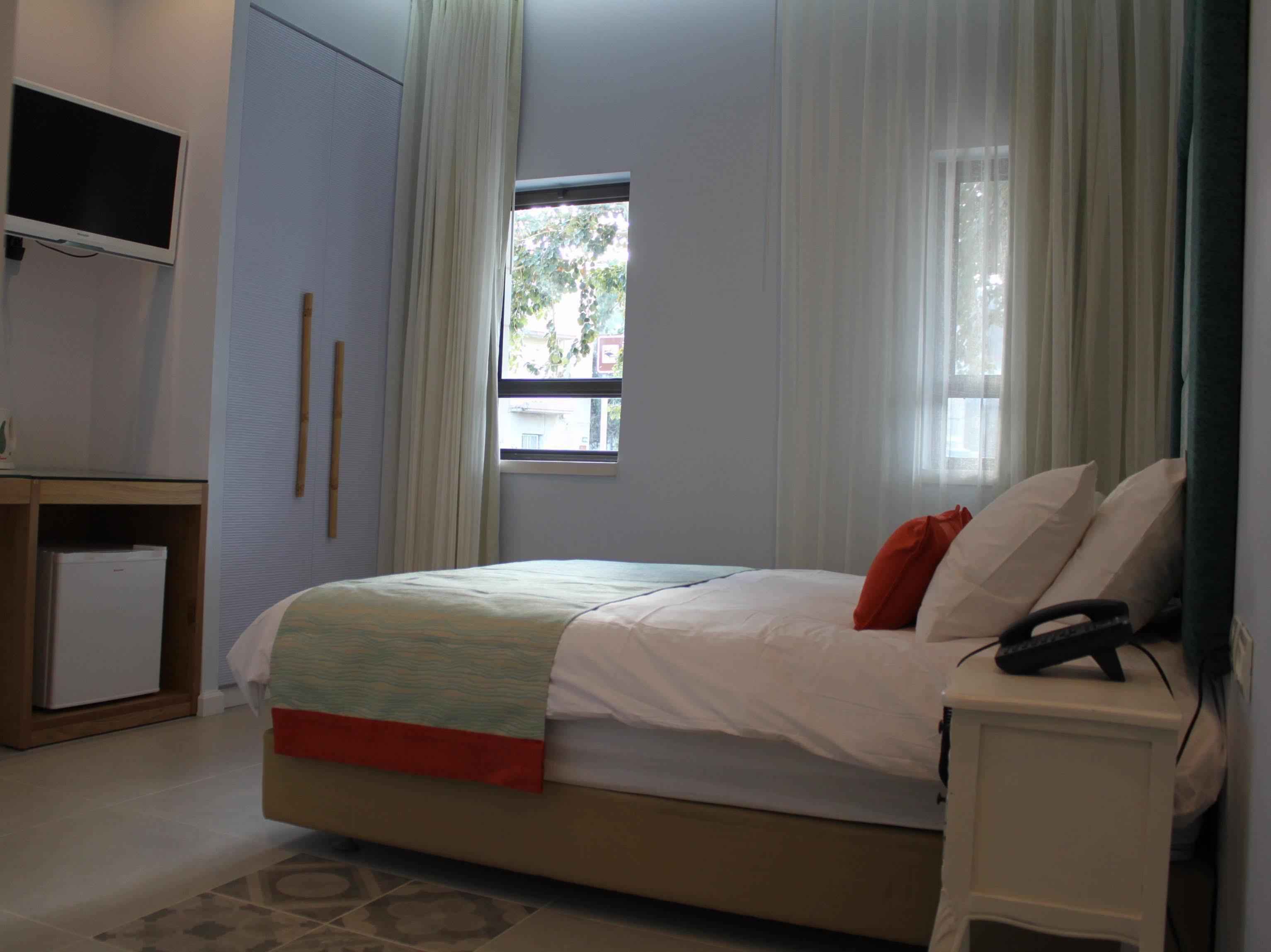 Bat Galim Boutique Hotel 3*